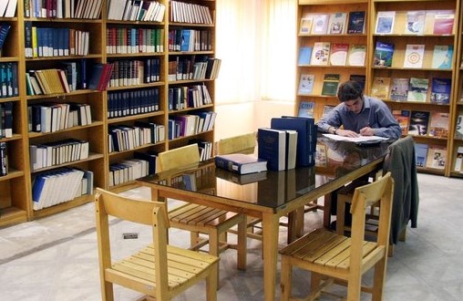 کتابخانه‌ها در روستاها تقویت شود